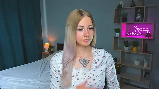 Pokazy przed kamerką – DeniseMekus