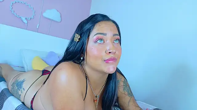 Chat +18 de CrystalTaylor__ ao vivo