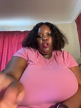 Michyboldy Chat XXX live