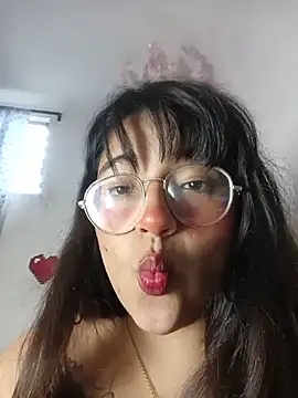 Kuutar live XXX chat