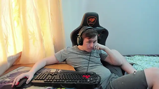 Вебкам-шоу iliaskrislove