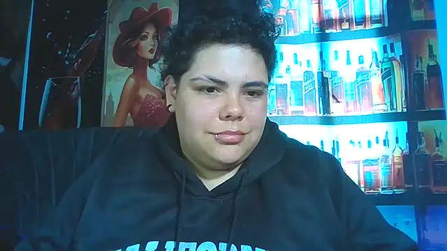 Hailey_Curvy élő XXX-chatje