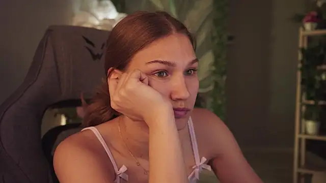 دردشة Sweet_Emilya الجنسية المباشرة