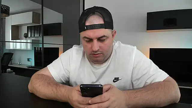 DravenPeak Live XXX Chat