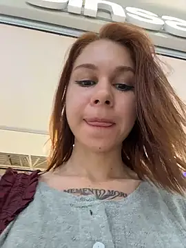 RosieSecret's Live XXX Chat