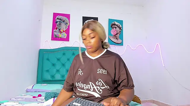 Lilybaudinx96: онлайн-секс-чат