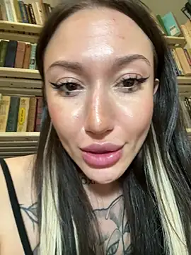 SaintSquirt's Live XXX Chat