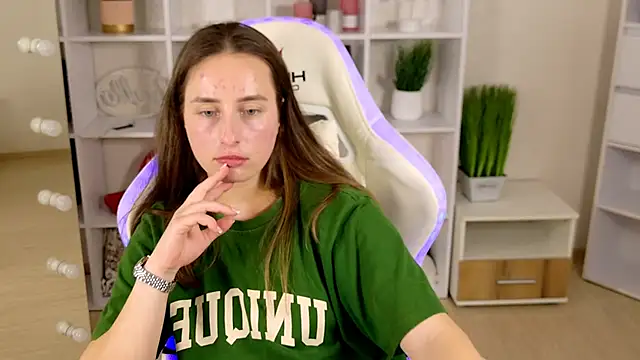 Chat XXX en directo de NadinnL