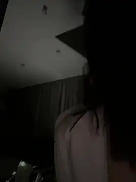 Онлайн чат XXX MiraXS
