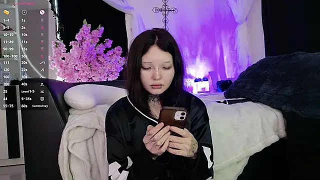 Chat +18 de Lein_Bone ao vivo