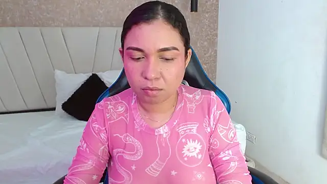 AliceSmity__'s Live XXX Chat