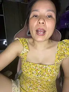 Ivy_Trix2 Obrolan Langsung XXX