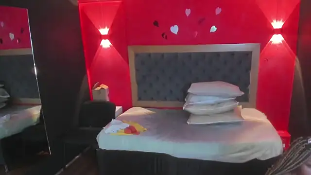 YayaHilton élő XXX-chatje