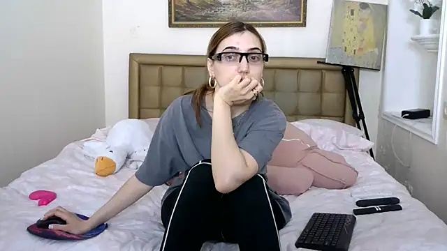Iren 现场XXX聊天