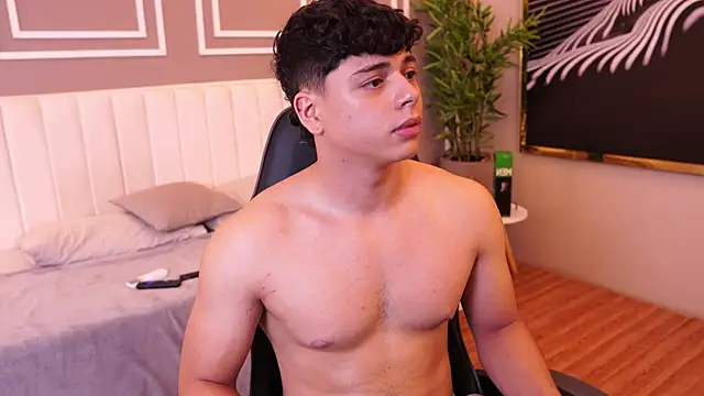 Ethan_occonor webcam show