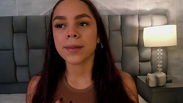 Chat XXX ao vivo de CarolineFyre