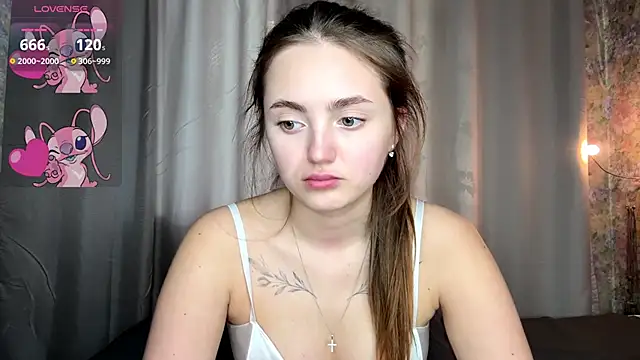 LoraDavi's Live XXX Chat