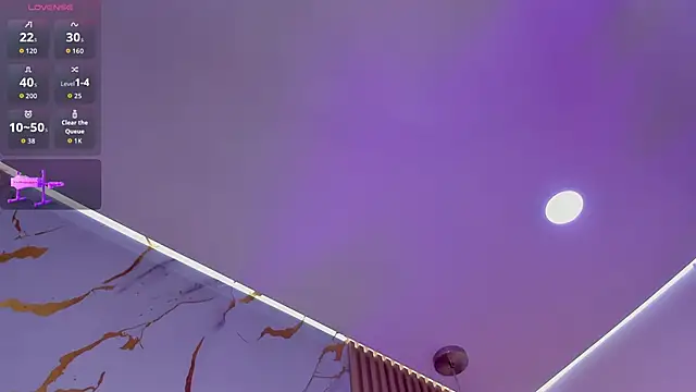 alissaowens_ élő XXX-chatje