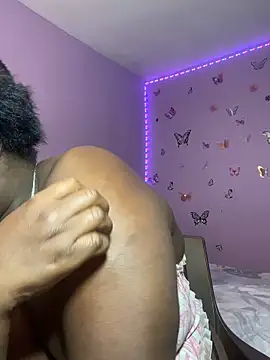 DILAY_XXX – Live XXX-chat