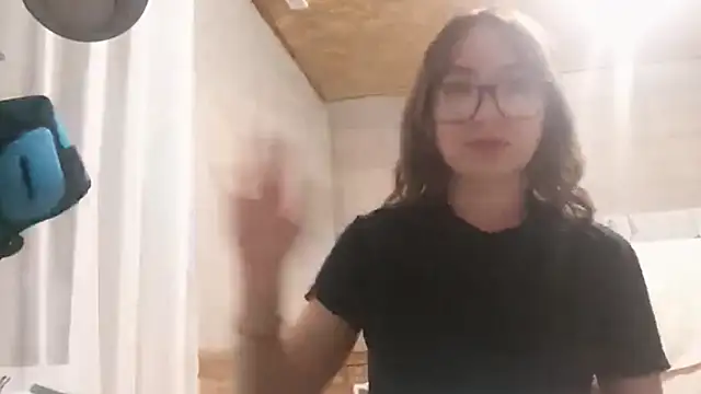 Chat XXX ao vivo de OliviaMoment