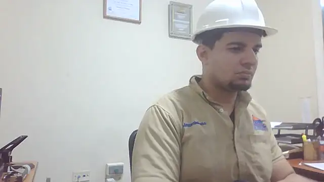 Chat XXX en directo de Officeb0y