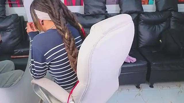 Czat XXX na żywo – _sharlotte777