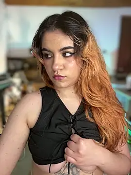 NikkiNix's Live XXX Chat