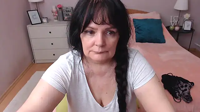 Chat XXX en directo de LeveMe2Nightt