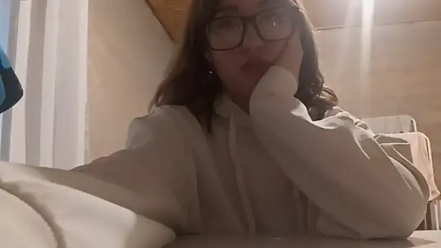 OliviaMoment Webcam-Show