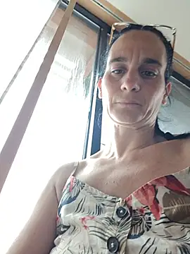 caro252 Chat XXX in diretta