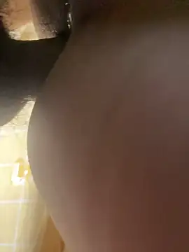 -OvO-'s Live XXX Chat