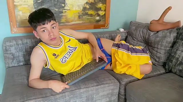 Andy_Belier23 Live XXX Chat