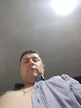 BigCristh79 Adlı Modelin Canlı XXX Sohbeti