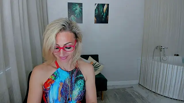 MuseOfStage's Live XXX Chat