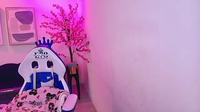 Miia__owensのライブXXXチャット