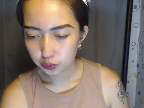 XXnaughty_08XX লাইভ XXX চ্যাট