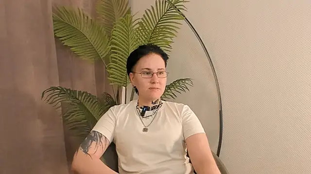 Онлайн чат XXX LeonOsbey
