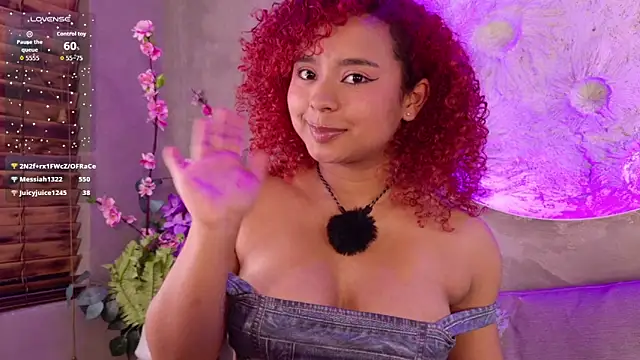 lara_curlyのライブXXXチャット