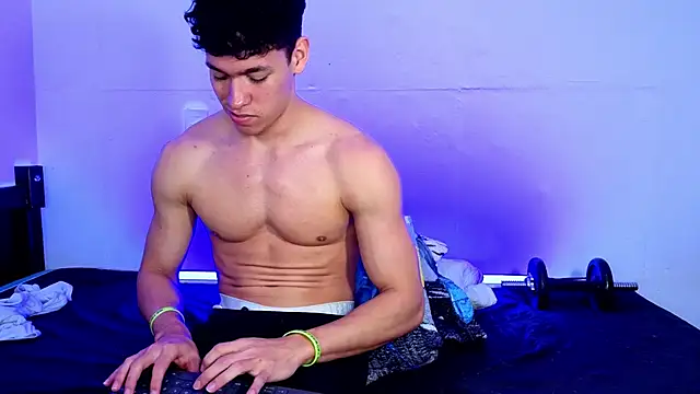 Chat XXX ao vivo de Luke_Muscle