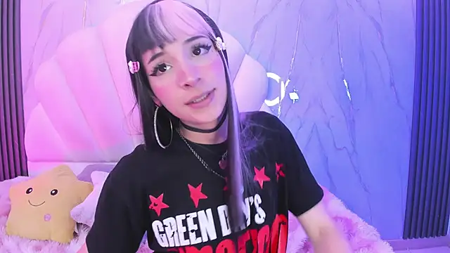 AliiceWonderland_n Webbikameraesitys