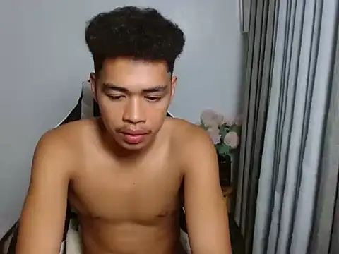 curlyasian_njxx Pertunjukan Webcam