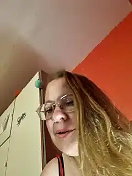 BustyLanaX's Live XXX Chat