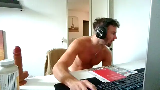 Chatroom XXX en direct de alpha-hunk