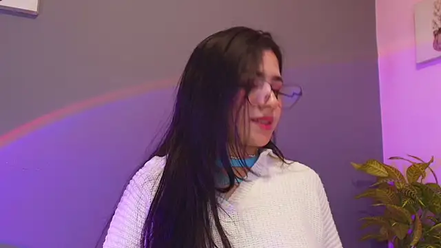 Chat +18 de adara_johnson__ ao vivo