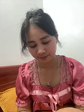 XXX chat uživo modela LittleSun_