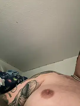 Benny_horny21 Webcam Show