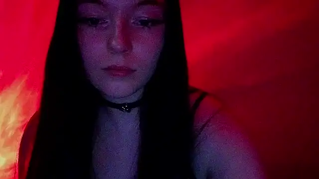 Naomi_Lanee: онлайн-секс-чат