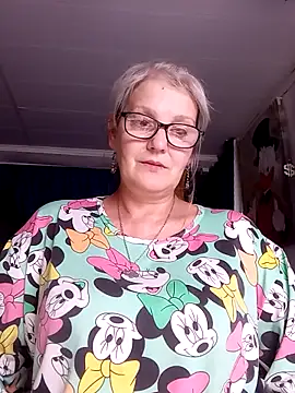 irinamaux – Naživo XXX chat