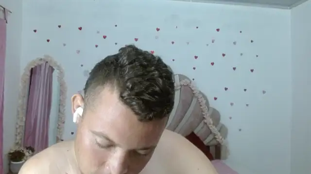 sven_fox723 Webcam Show