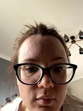 AngelaWhiti webcam show
